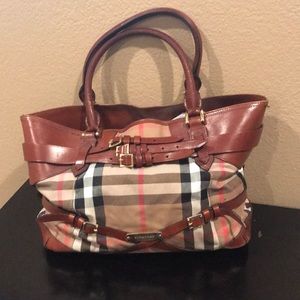 Burberry Tote